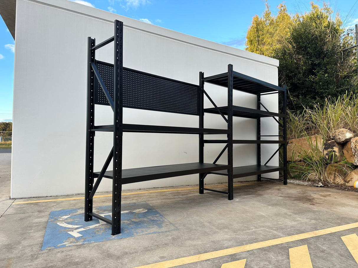 Workstation with pegboard - workbench 2.0m(H)x4.0m(L)x0.6m(D)1800kg