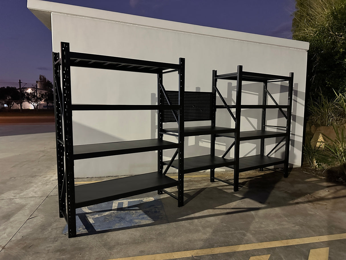 Workstation with pegboard - workbench 1.8m(H)x4.2m(L)x0.6m(D)3000kg