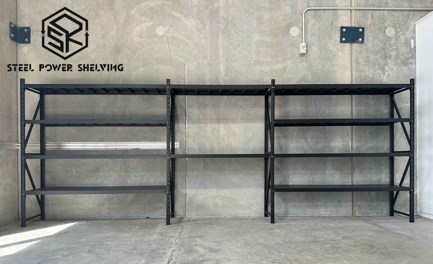 Shelf 1.8m(H)x5.5m(L)x0.5m(D)1500kg Shelving+Workbench